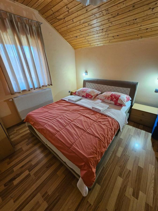 House Mirjana Otel Smoljanac Dış mekan fotoğraf