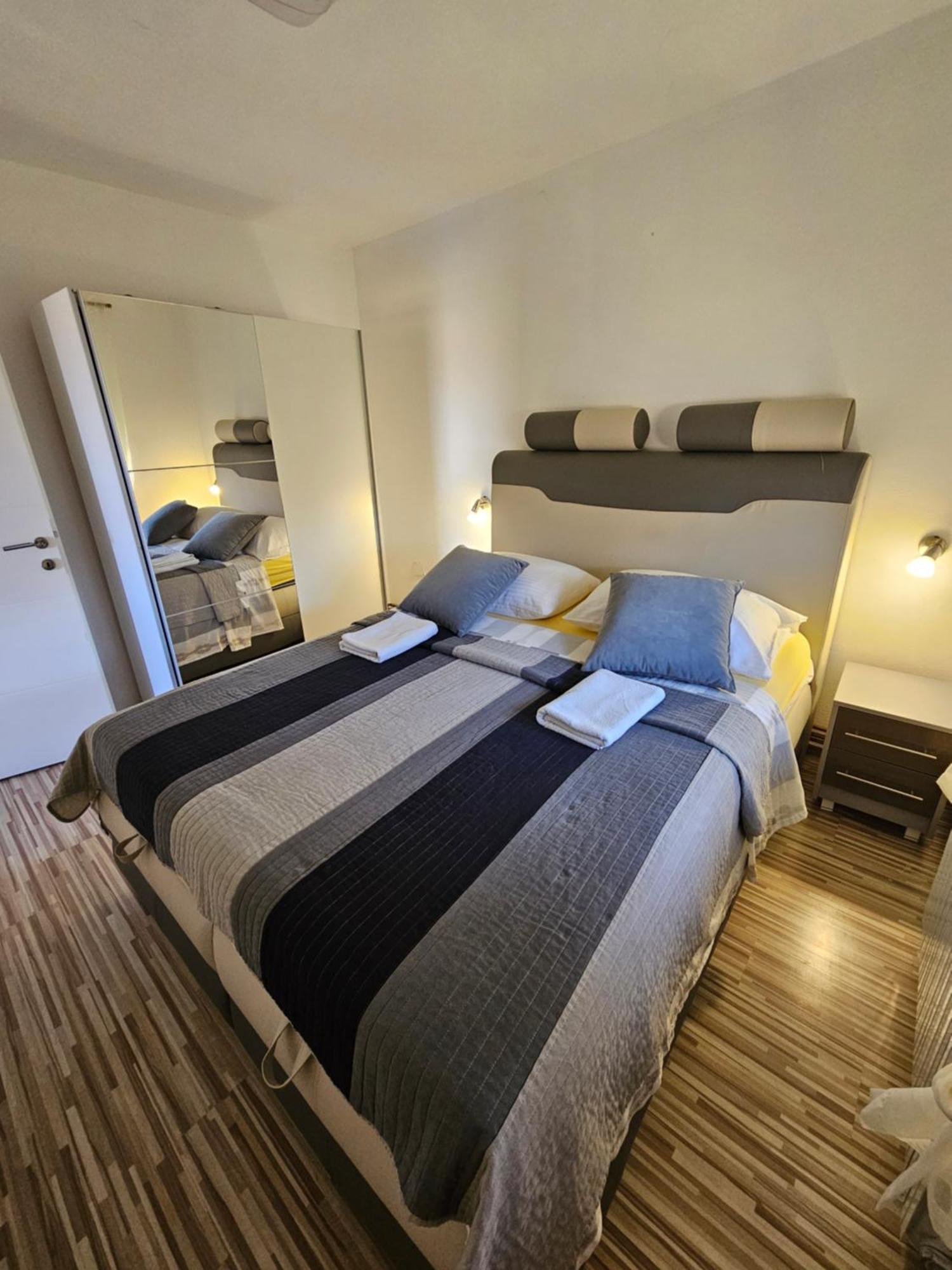 House Mirjana Otel Smoljanac Dış mekan fotoğraf